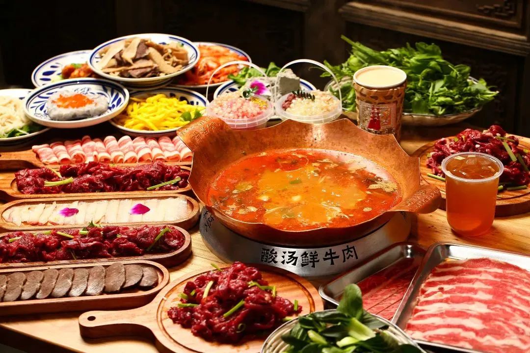 火鍋連鎖經(jīng)營模式分析：從底料到門店的商業(yè)邏輯