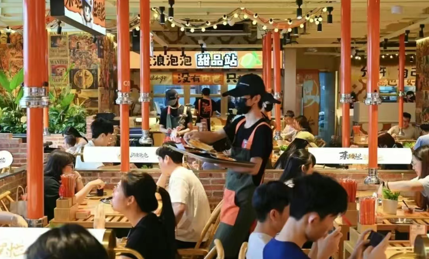 餐飲連鎖新勢力：流浪泡泡·破破爛爛的烤肉店，如何在兩年內(nèi)開設(shè)350家門店？