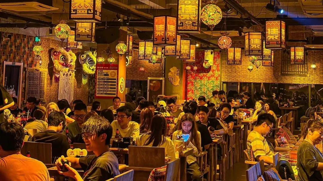 標(biāo)準(zhǔn)化 ≠ 千篇一律：民謠集如何用“人情味”跑出連鎖加速度？