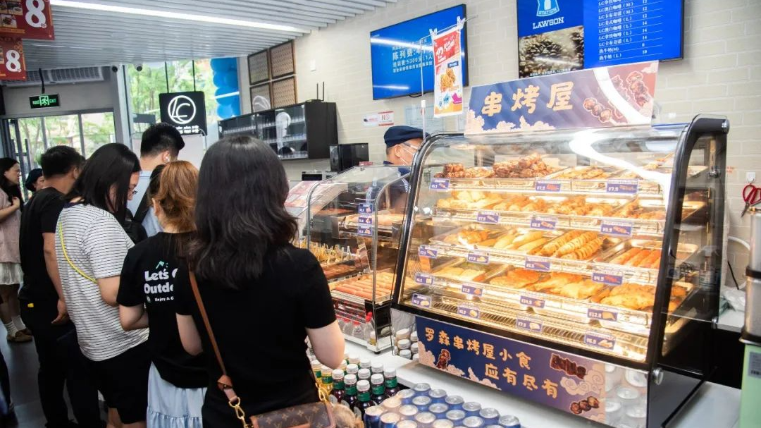 7店同開+區(qū)域千店計(jì)劃：羅森憑標(biāo)準(zhǔn)化與供應(yīng)鏈整合引領(lǐng)規(guī)?；S升