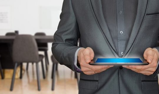 品牌營(yíng)銷與市場(chǎng)營(yíng)銷：差異與互補(bǔ)的營(yíng)銷策略