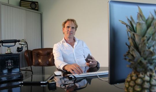 直營連鎖模式：風(fēng)險(xiǎn)與優(yōu)勢的深度剖析