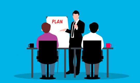 連鎖店和加盟店：哪個更適合你的商業(yè)發(fā)展?