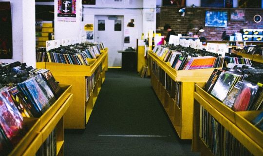 門店裂變的經(jīng)營模式：創(chuàng)新、擴張與品牌強化的新路徑